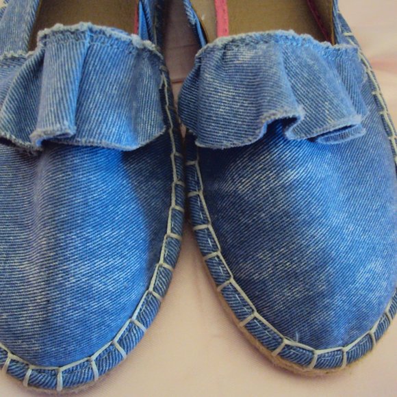 Shoes, Denim Ruffles. - Picture 3 of 7